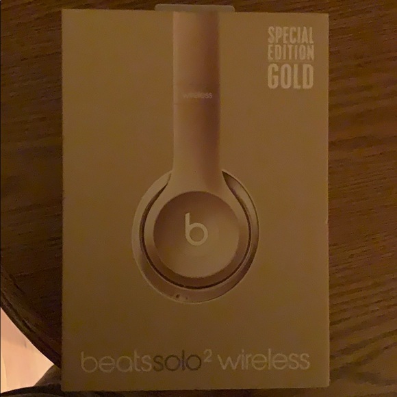 Beats solo wireless 2 special edition gold - Picture 2 of 2